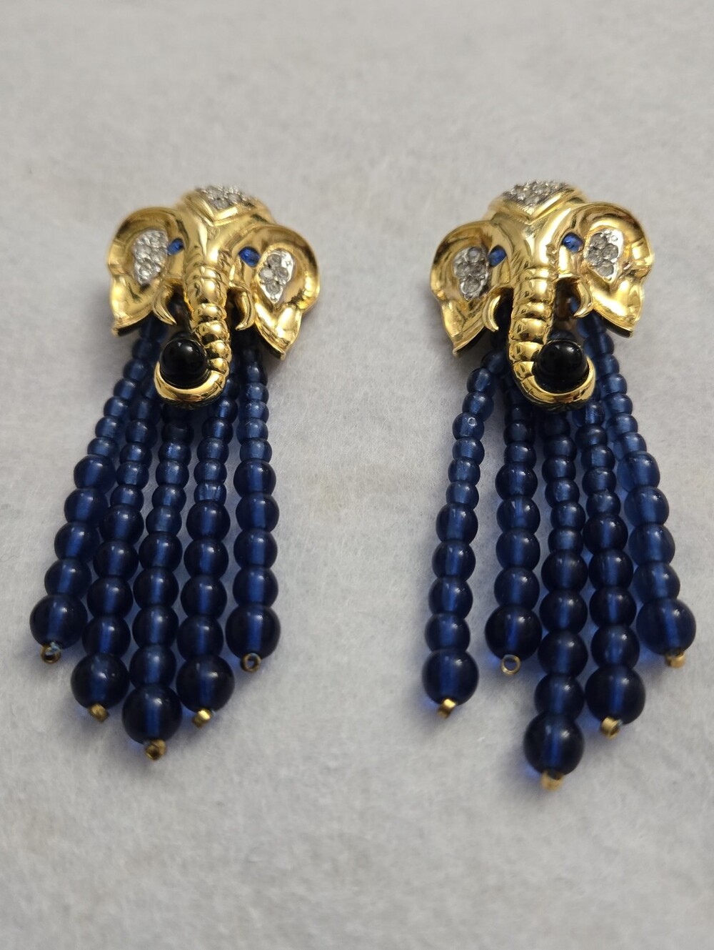 Vintage 1993 Elizabeth Taylor For Avon "Elephant Walk" Clip-On Earrings